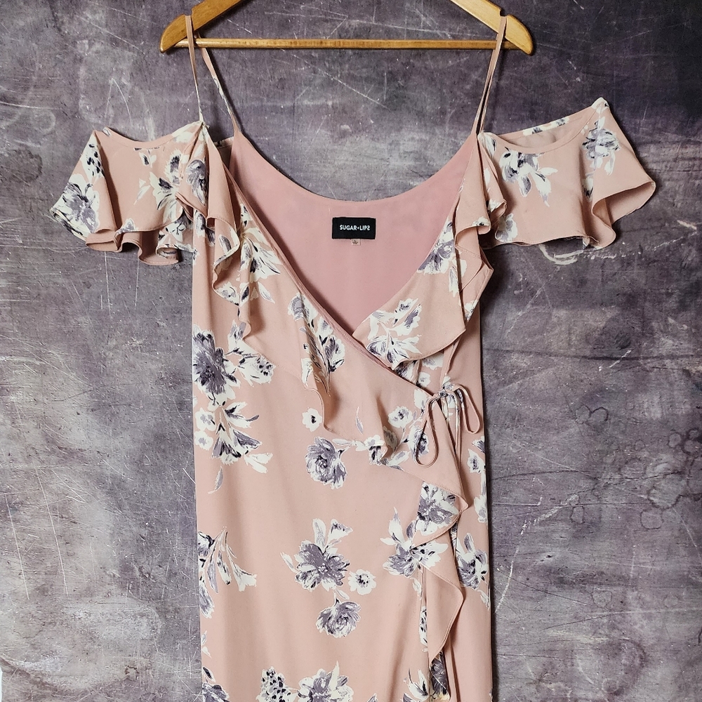 Ruffle Wrap Floral Maxi Dresss